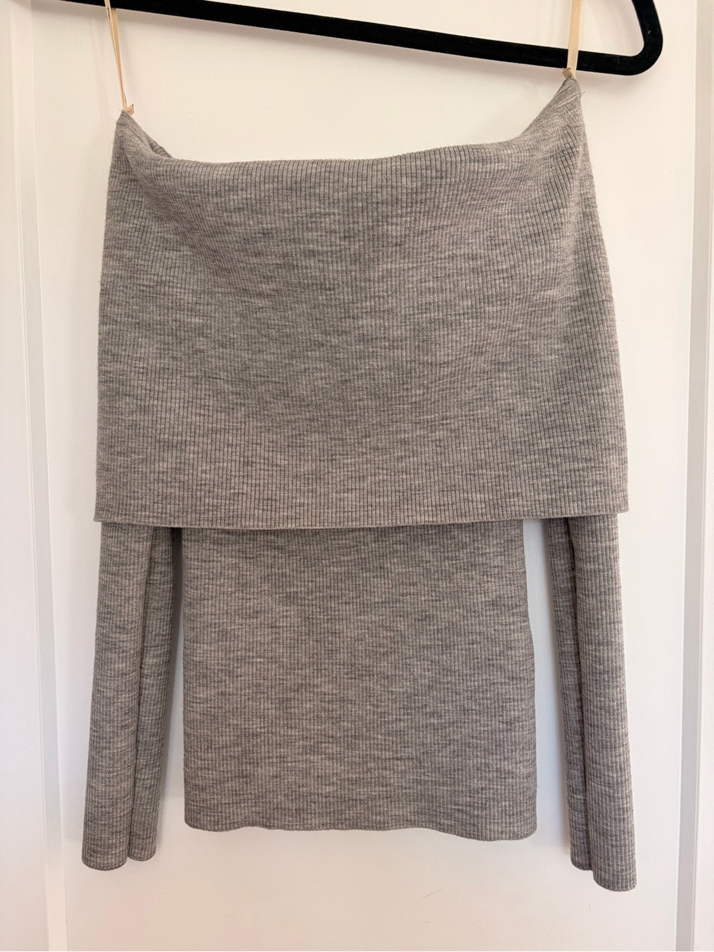 Aritzia Off-Shoulder Ribbed Knit Sweater - Light Gray